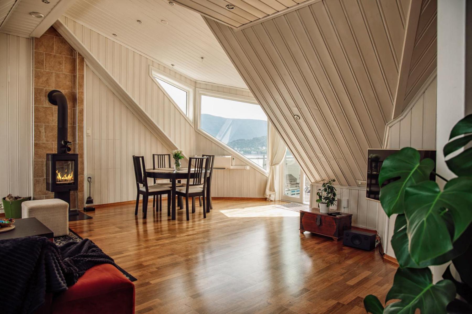 Panorama Apartment With 360 View Of The City Ålesund Εξωτερικό φωτογραφία