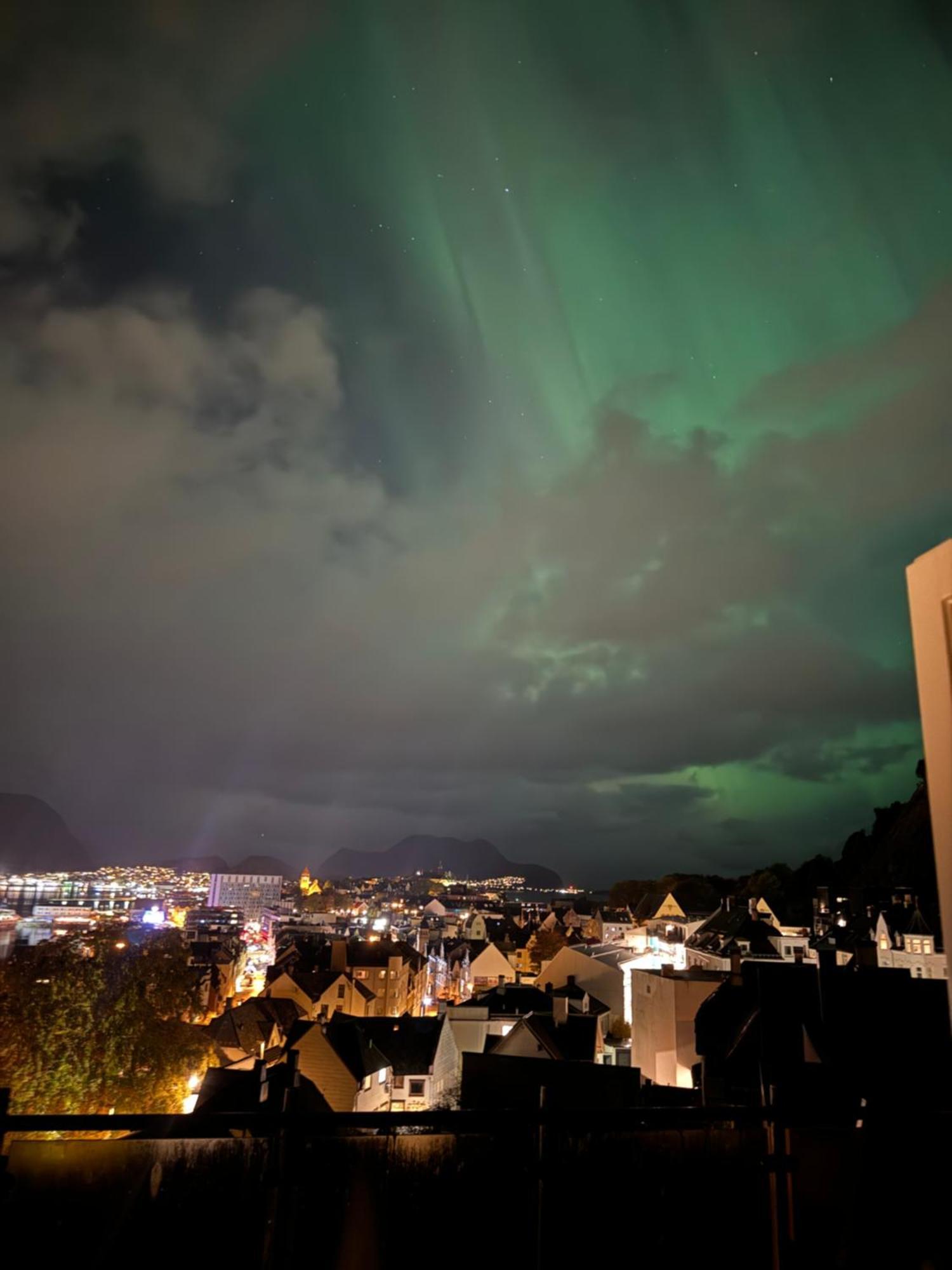 Panorama Apartment With 360 View Of The City Ålesund Εξωτερικό φωτογραφία
